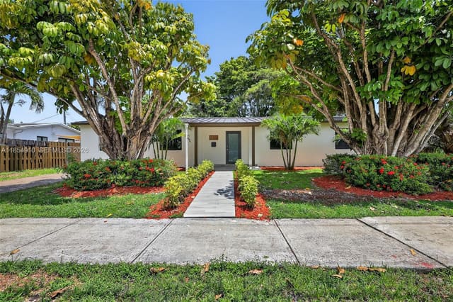 5711 SW 92nd Avenue, sold in Darlington Manor, Miami, FL