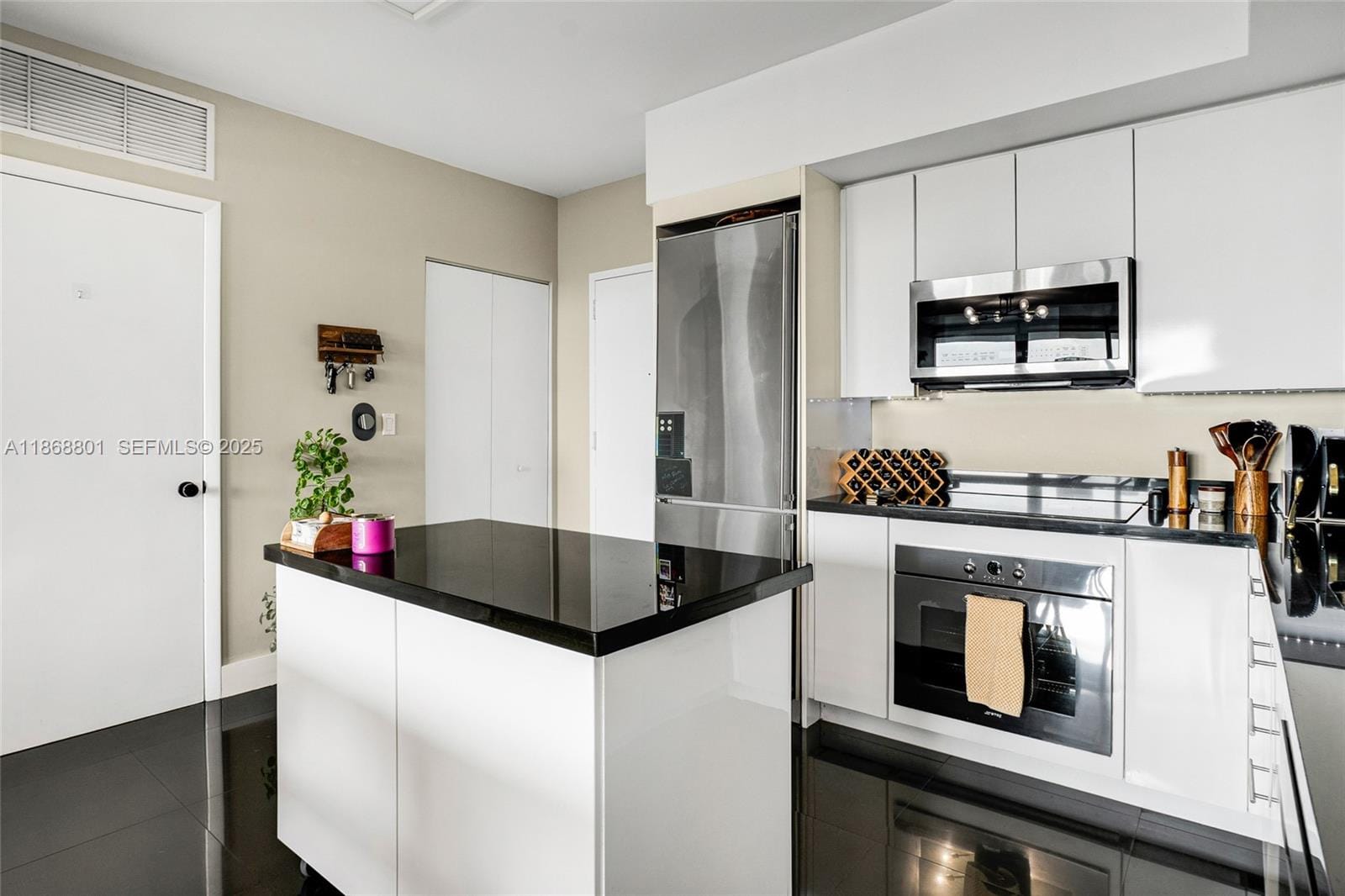 92 SW 3rd Street 4312, Miami, FL 33130 photo 7
