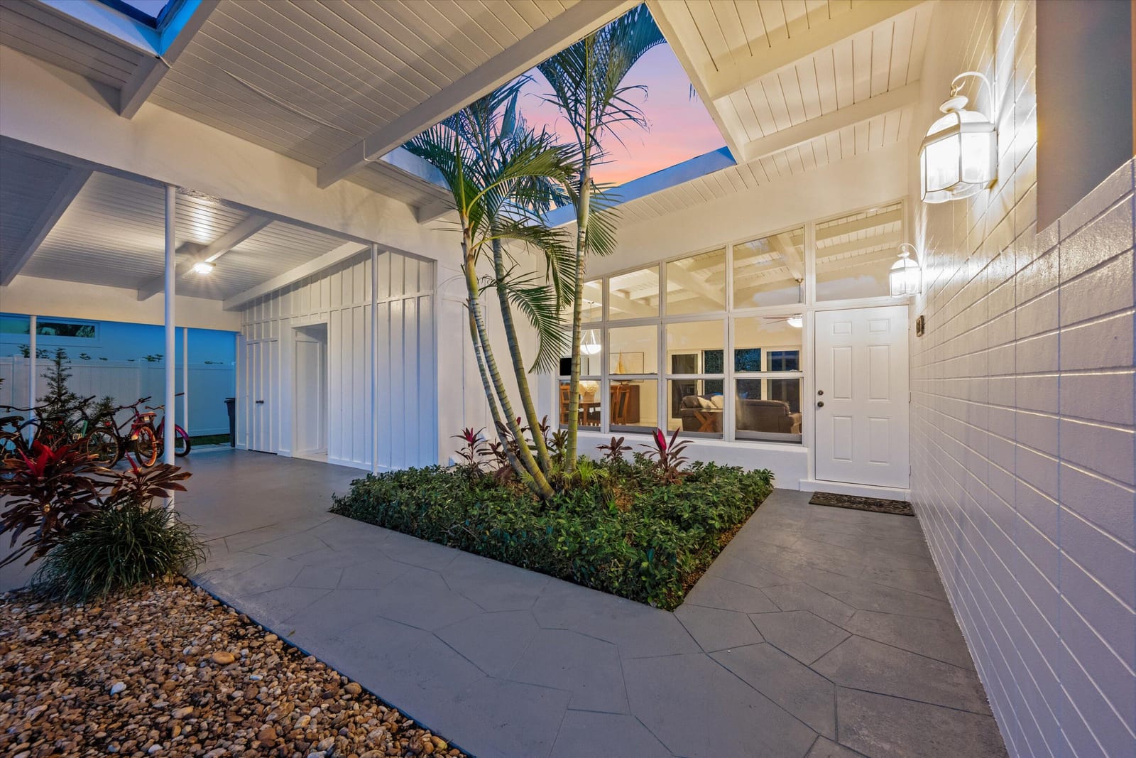 181 Beacon Lane, Jupiter Inlet Colony, FL 33469 photo 7