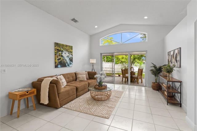 3439 SW 51st Street, Hollywood, FL 33312