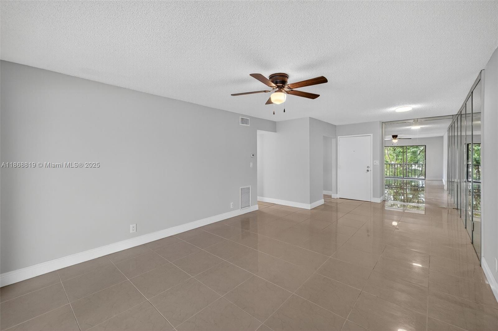 3109 Oakland Shores Drive 209, Oakland Park, FL 33309 photo 11