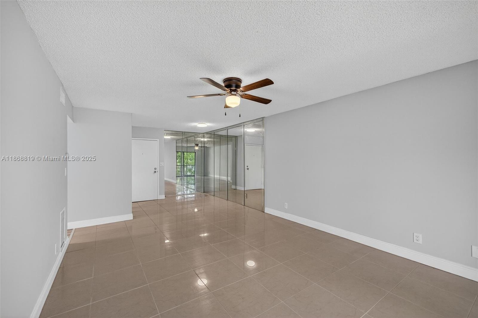 3109 Oakland Shores Drive 209, Oakland Park, FL 33309 photo 5