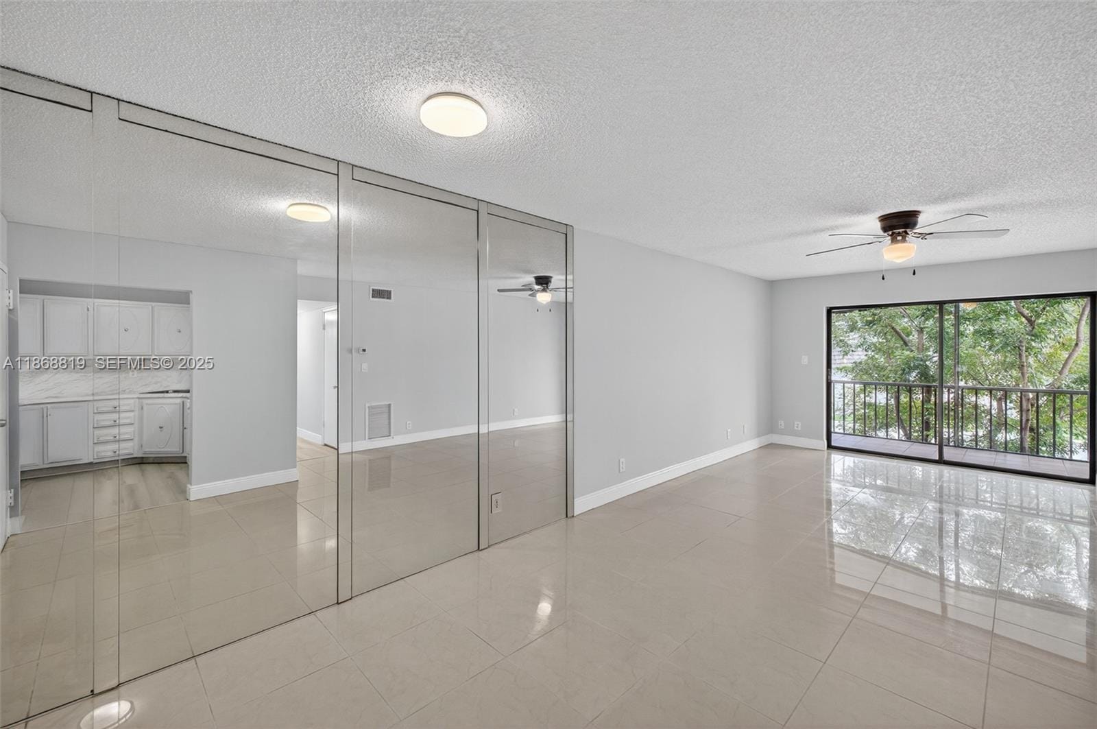 3109 Oakland Shores Drive 209, Oakland Park, FL 33309 photo 9