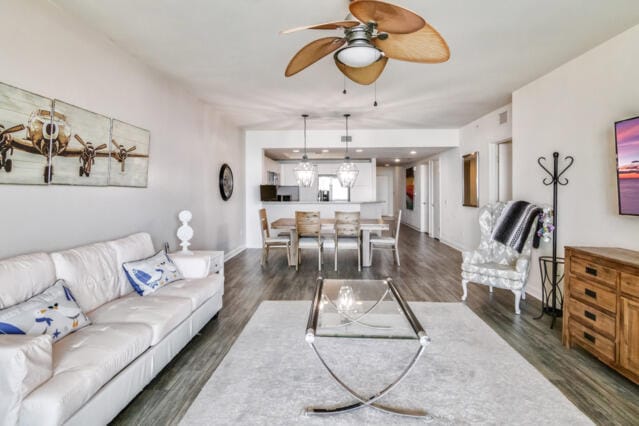 2650 Lake Shore Drive 2203 — photo 8