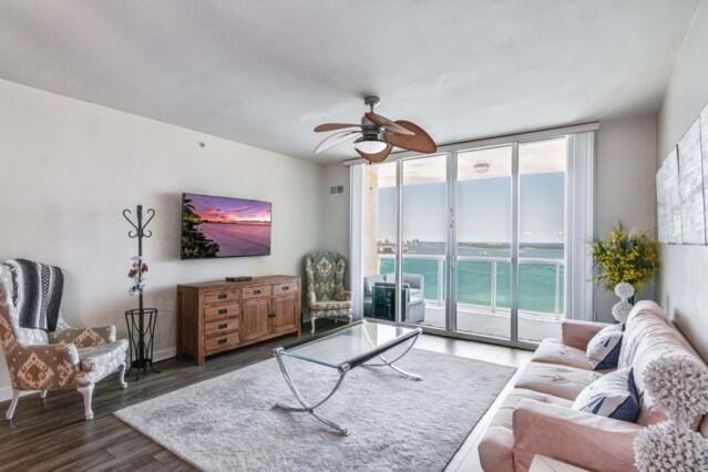 2650 Lake Shore Drive 2203 — photo 9