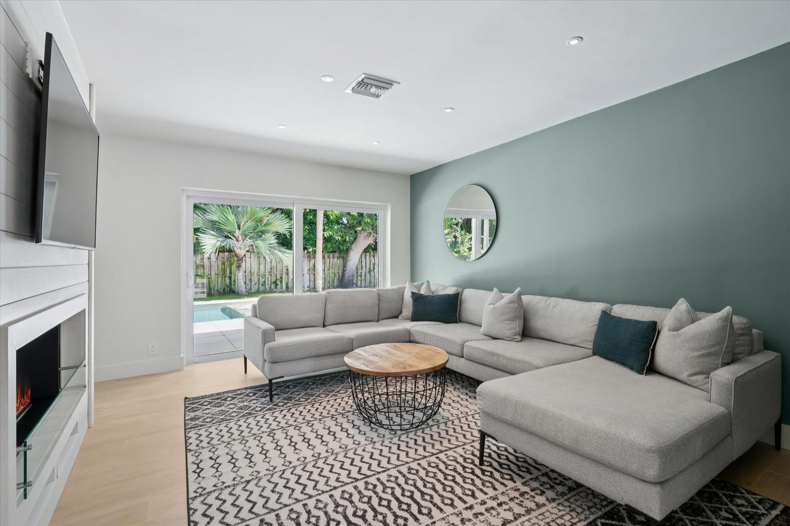 701 Carriage Hill Lane, Boca Raton, FL 33486 photo 4
