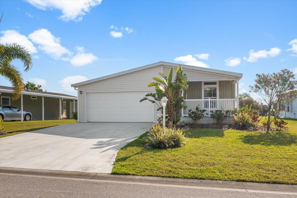 7824 Mcclintock Way, Port St. Lucie, FL 34952 photo 2
