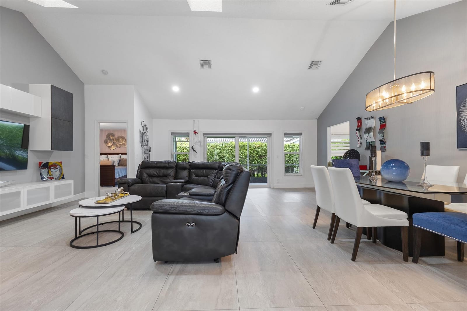 5494 Pine Creek — photo 4
