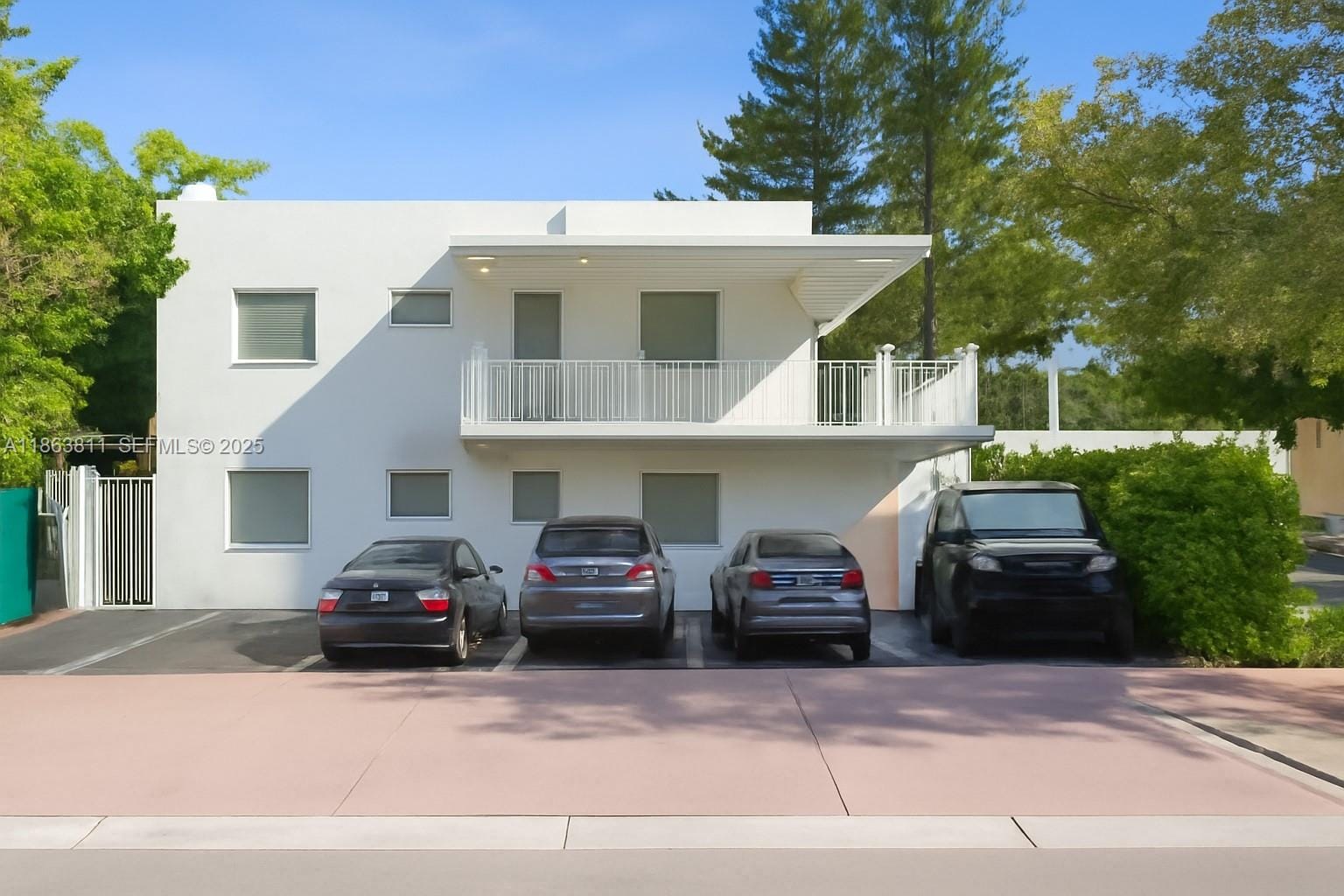 323 Washington Avenue 1, Miami Beach, FL 33139