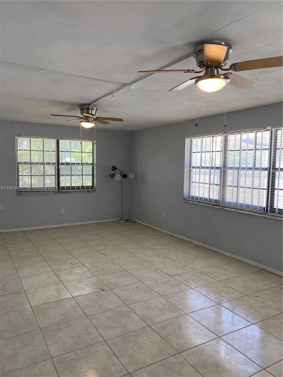 2365 NW 89th Street, Miami, FL 33147 photo 22