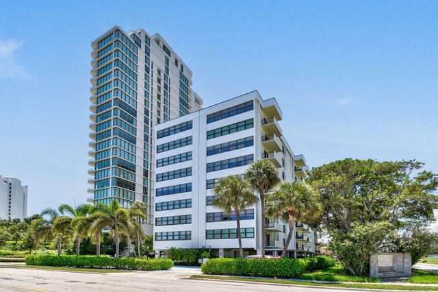 1501 S Flagler Drive 3d, sold in Norton Park Place Condo, West Palm Beach, FL