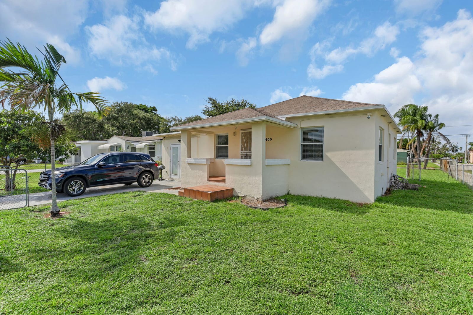 2403 Scott Street, Hollywood, FL 33020 photo 2