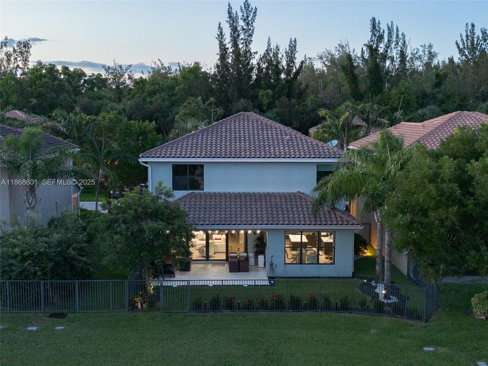 8058 Star Sapphire Court — photo 4