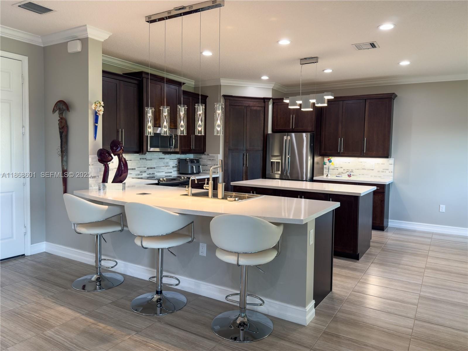 8058 Star Sapphire Court — photo 6