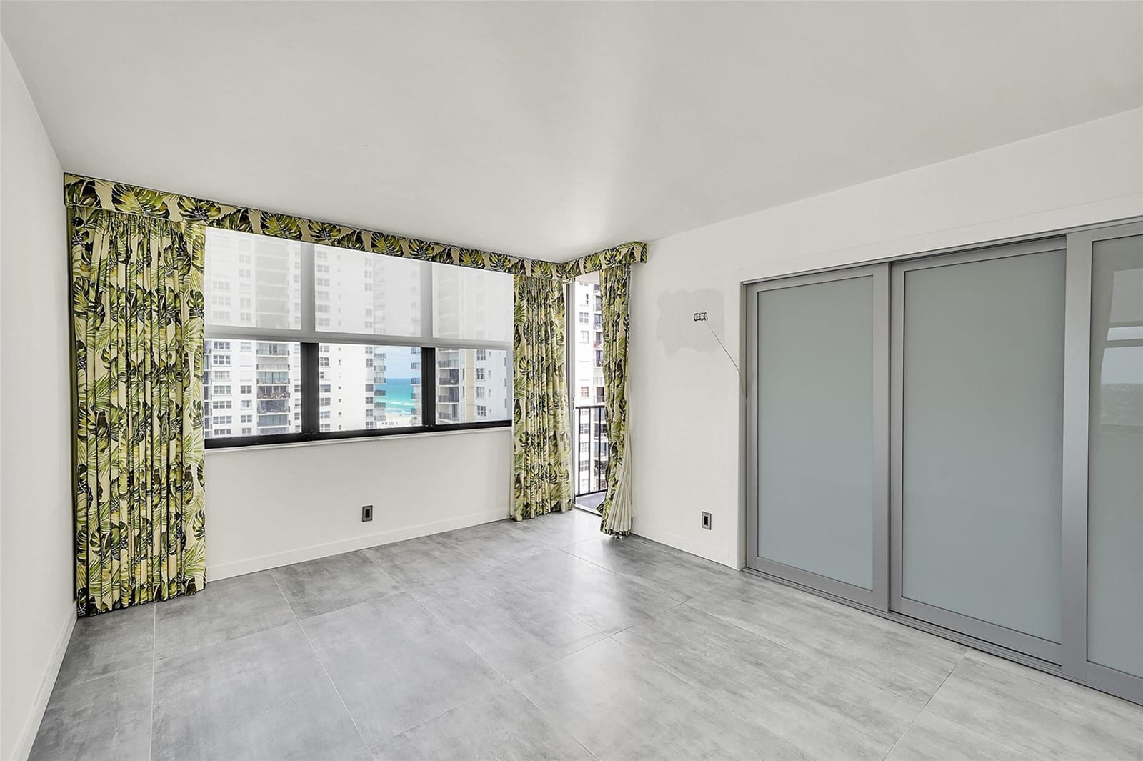 2401 S Ocean Drive 1505 — photo 11