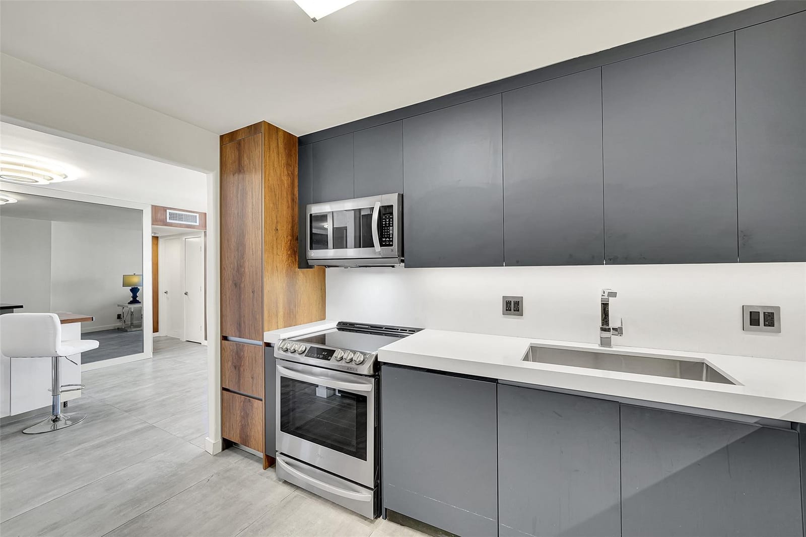 2401 S Ocean Drive 1505 — photo 6
