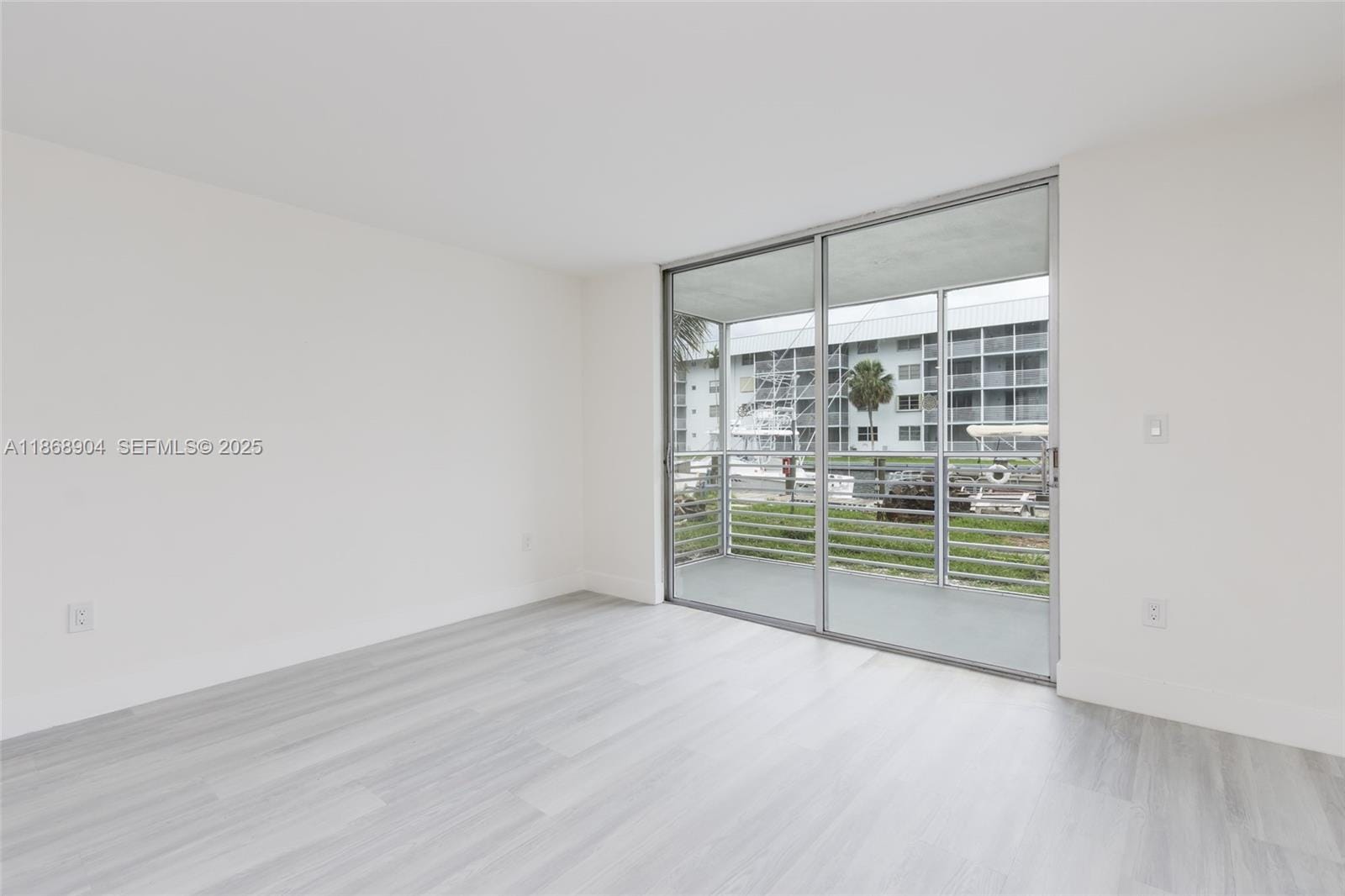 3600 NE 170th Street D-112, North Miami Beach, FL 33160 photo 14