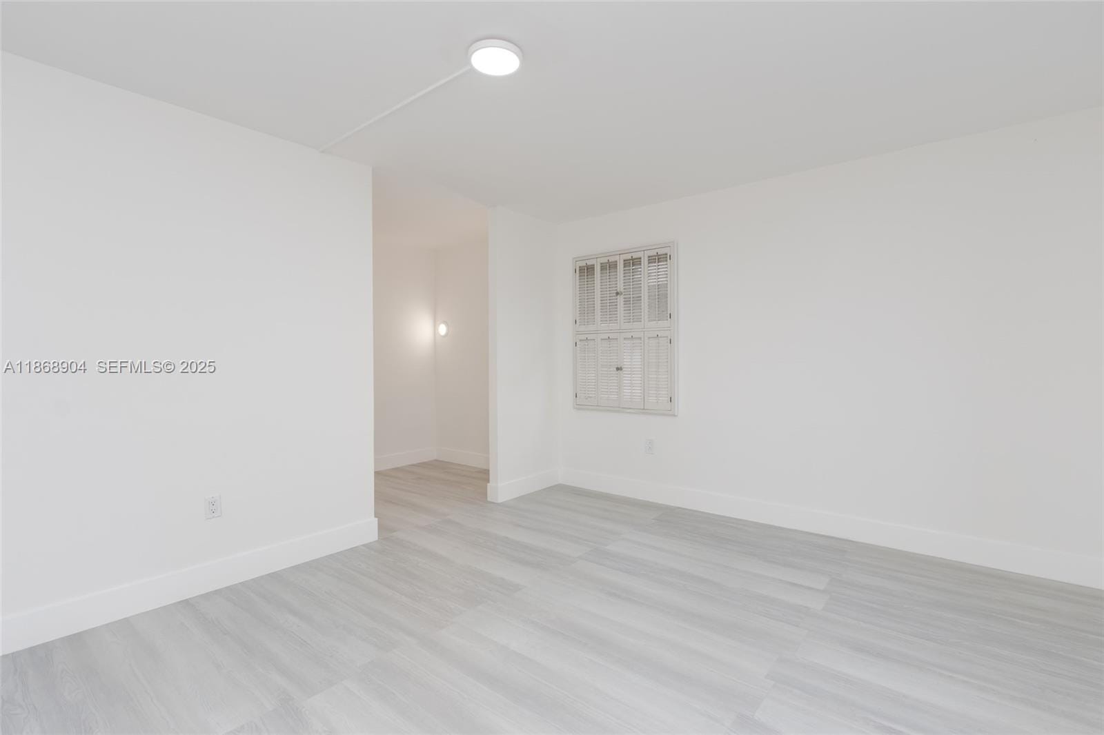 3600 NE 170th Street D-112, North Miami Beach, FL 33160 photo 25