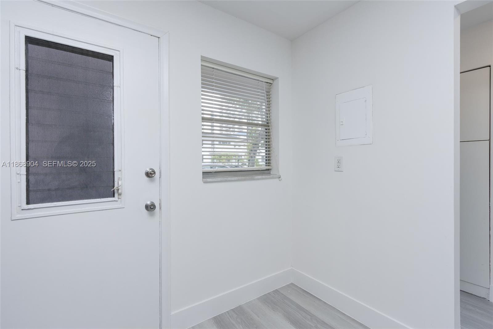 3600 NE 170th Street D-112 — photo 7