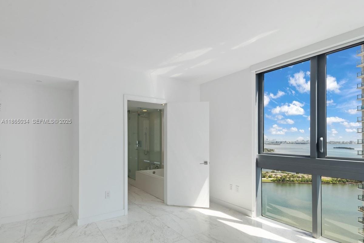 650 NE 32nd Street 2907, Miami, FL 33137 photo 11