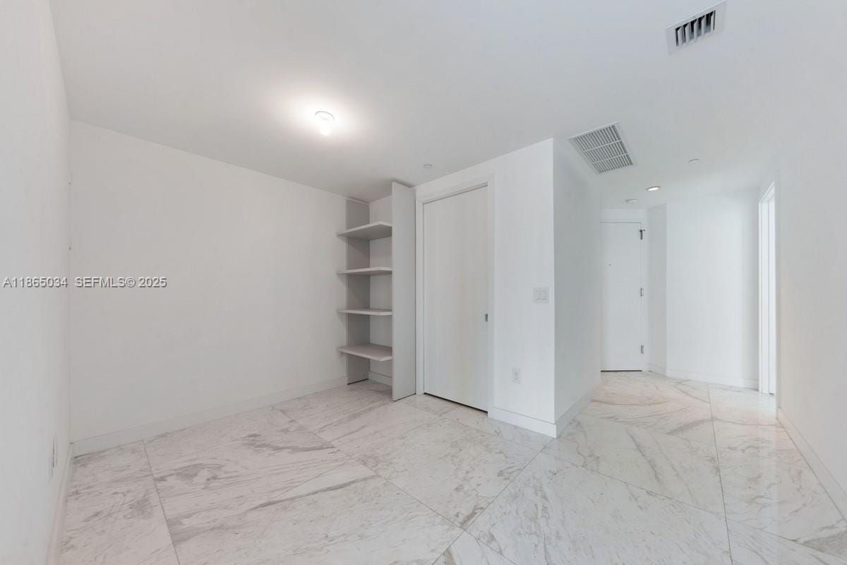 650 NE 32nd Street 2907, Miami, FL 33137 photo 9