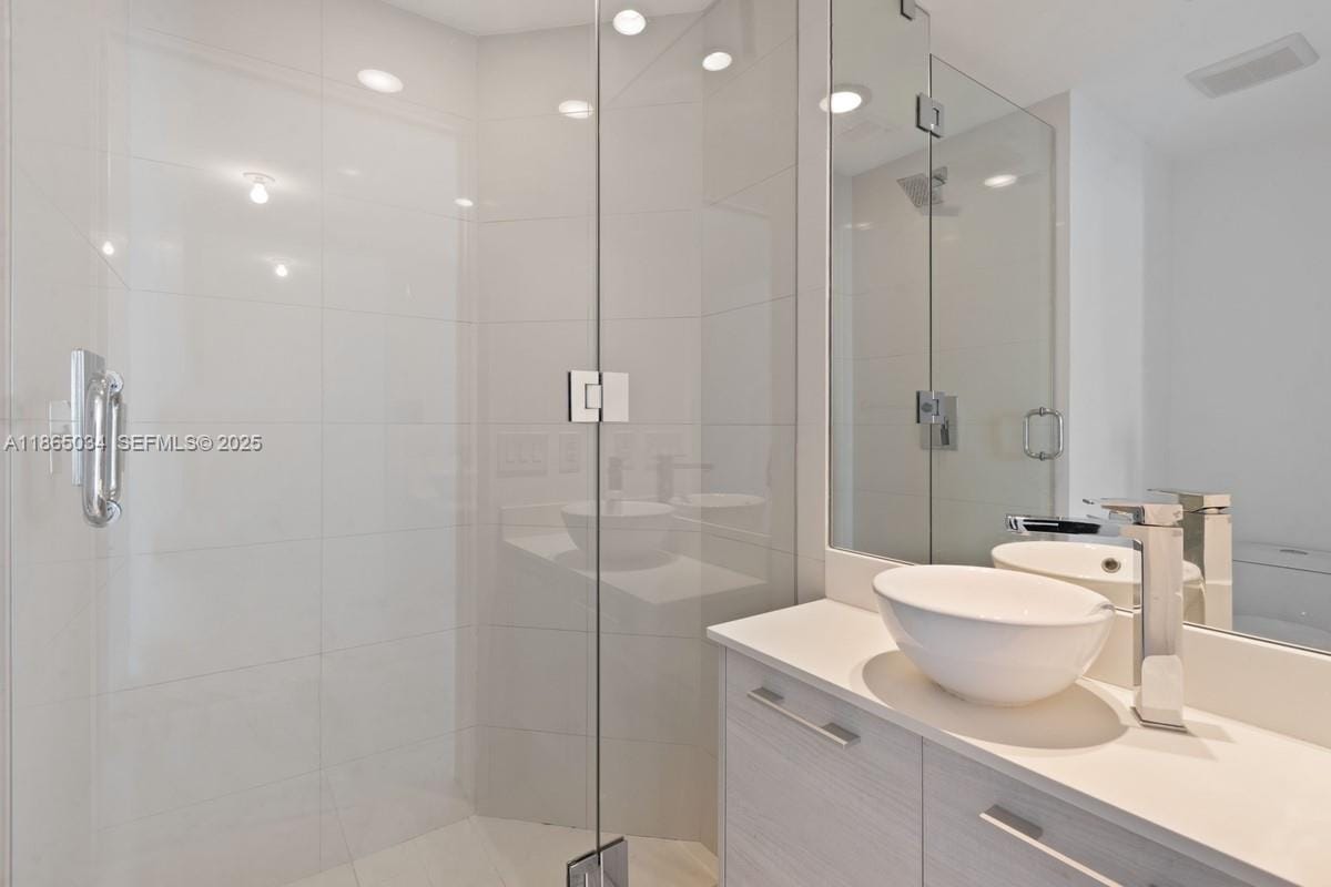 650 NE 32nd Street 2907, Miami, FL 33137 photo 10