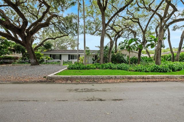 7830 SW 51st Avenue, sold in Kingsleys Sub, Miami, FL