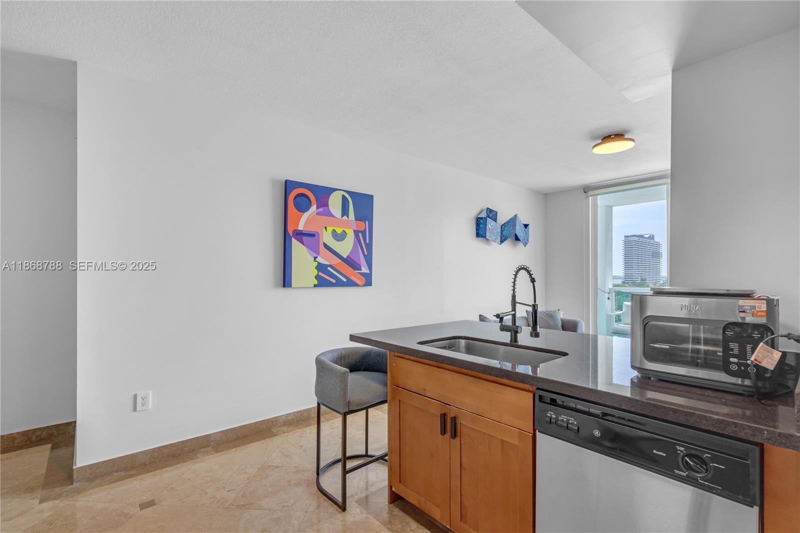 1723 SW 2nd Avenue 902, Miami, FL 33129 photo 6