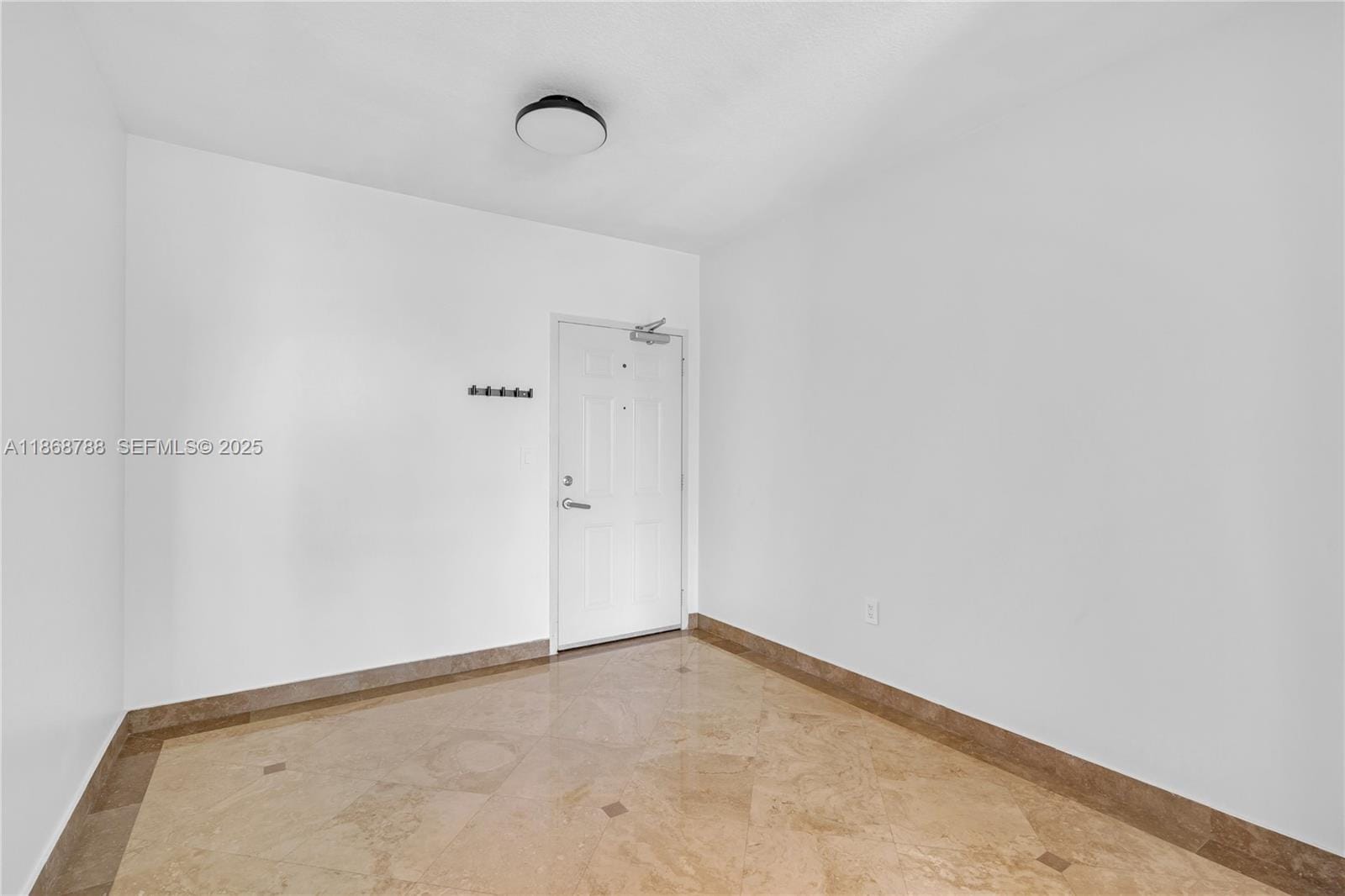 1723 SW 2nd Avenue 902, Miami, FL 33129 photo 9