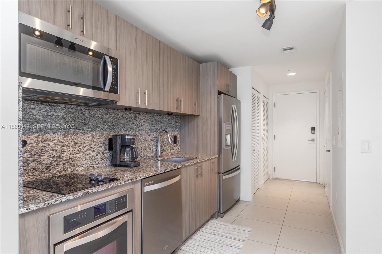 5350 NW 84th Avenue 710, Doral, FL 33166 photo 2
