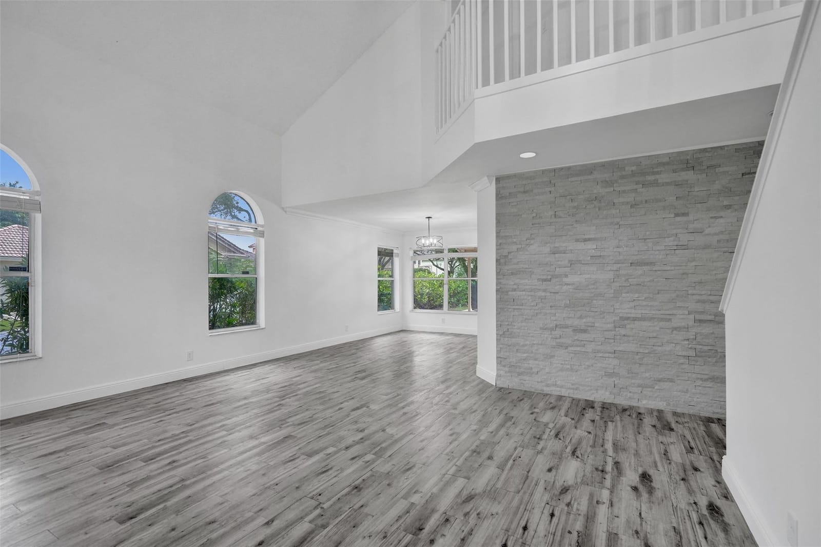 8500 NW 57th Drive — photo 7