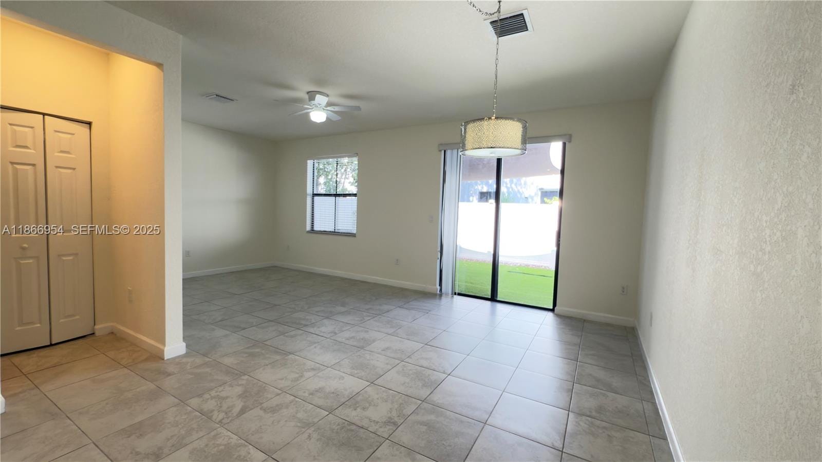 10348 W 33rd Lane, Hialeah, FL 33018 photo 11