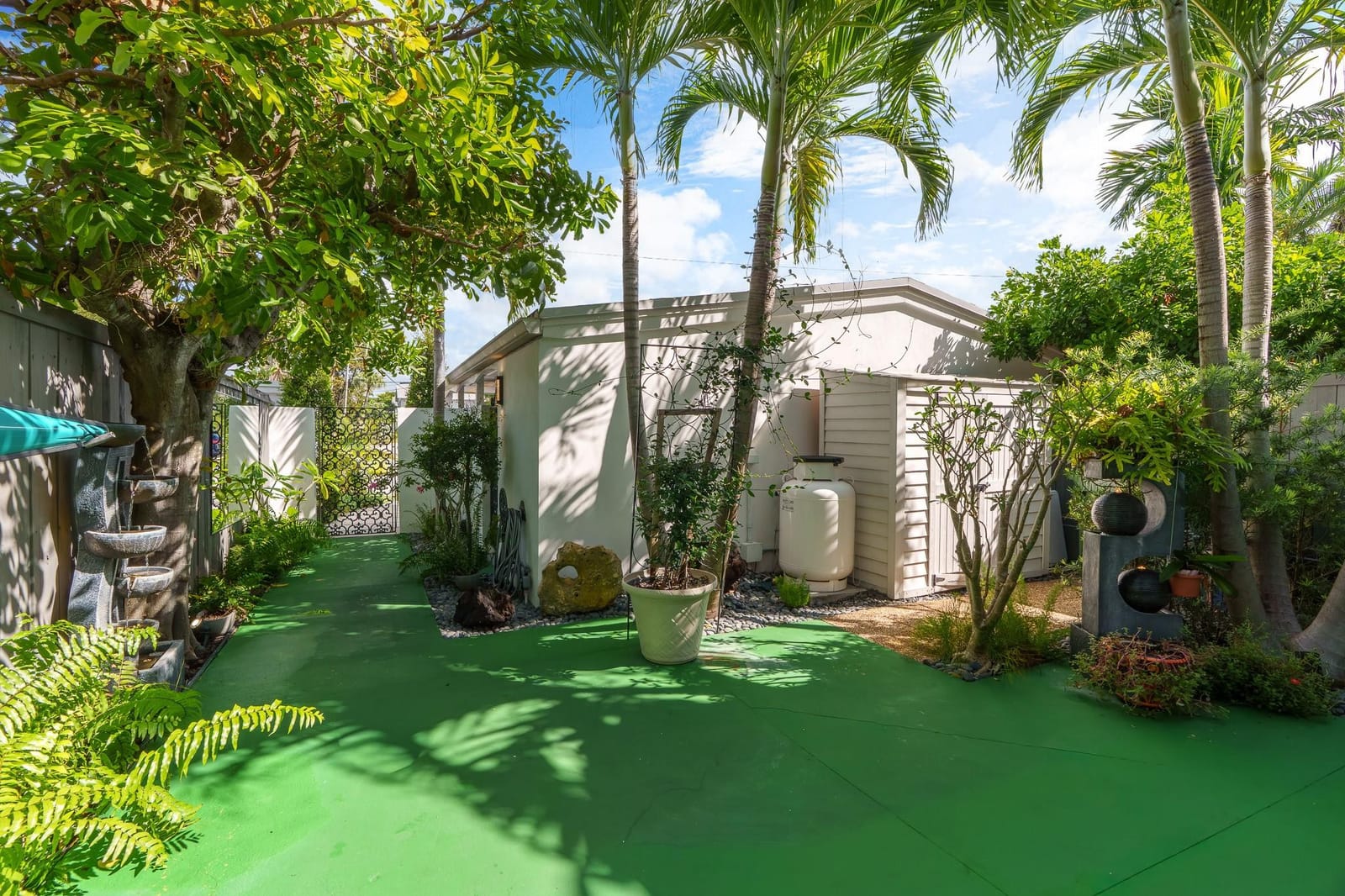18 Middlesex Drive 18, Wilton Manors, FL 33305 photo 15