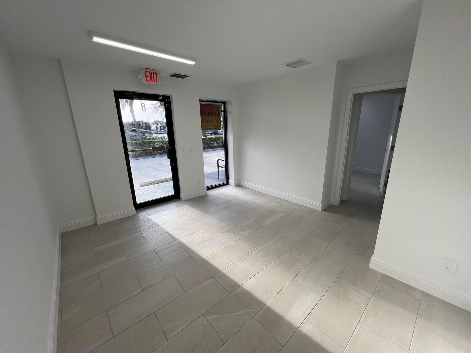 500 Commerce Way W 8, Jupiter, FL