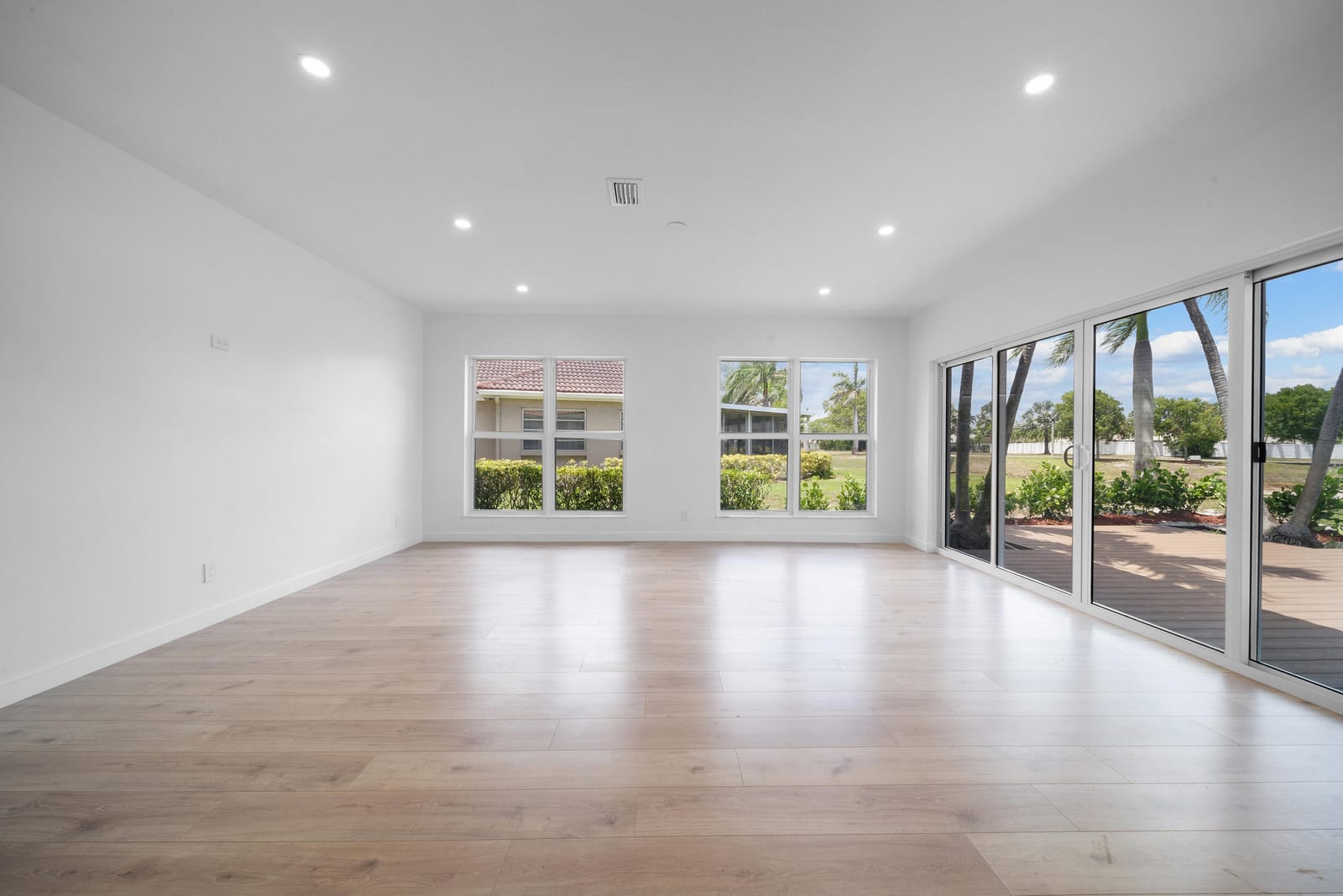 3011 N Palm Aire Drive, Pompano Beach, FL 33069 photo 22