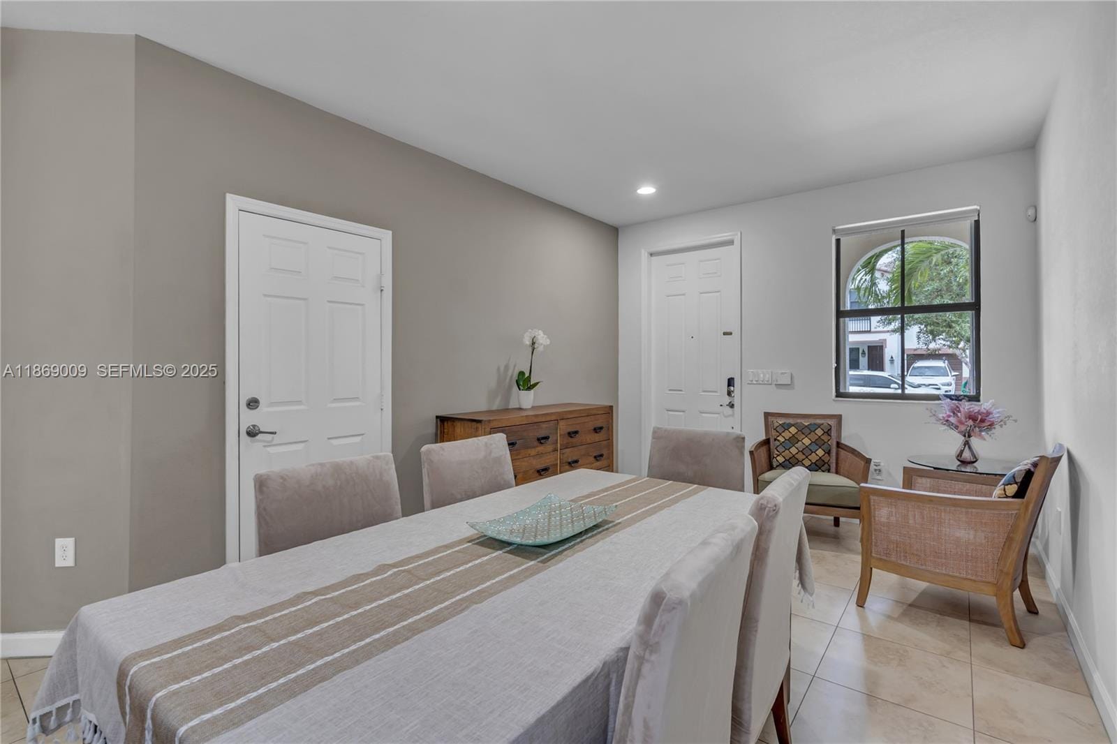 8861 NW 102nd Place, Doral, FL 33178 photo 5