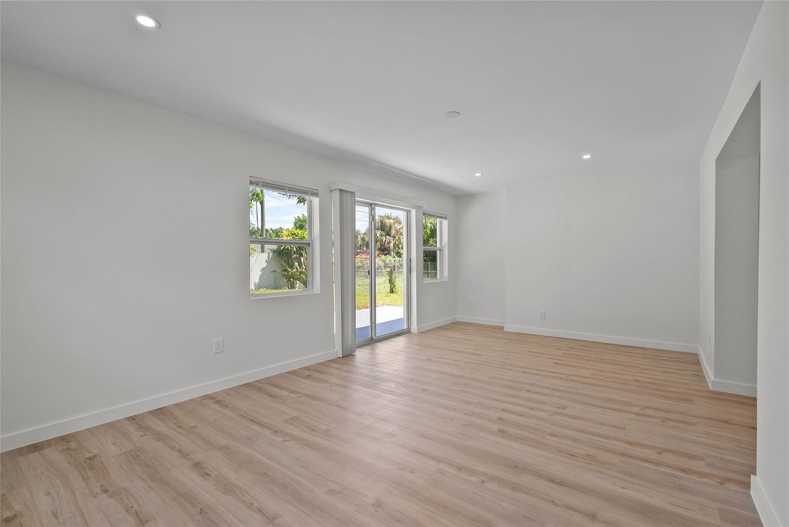 1556 W 31st Street, Riviera Beach, FL 33404 photo 18