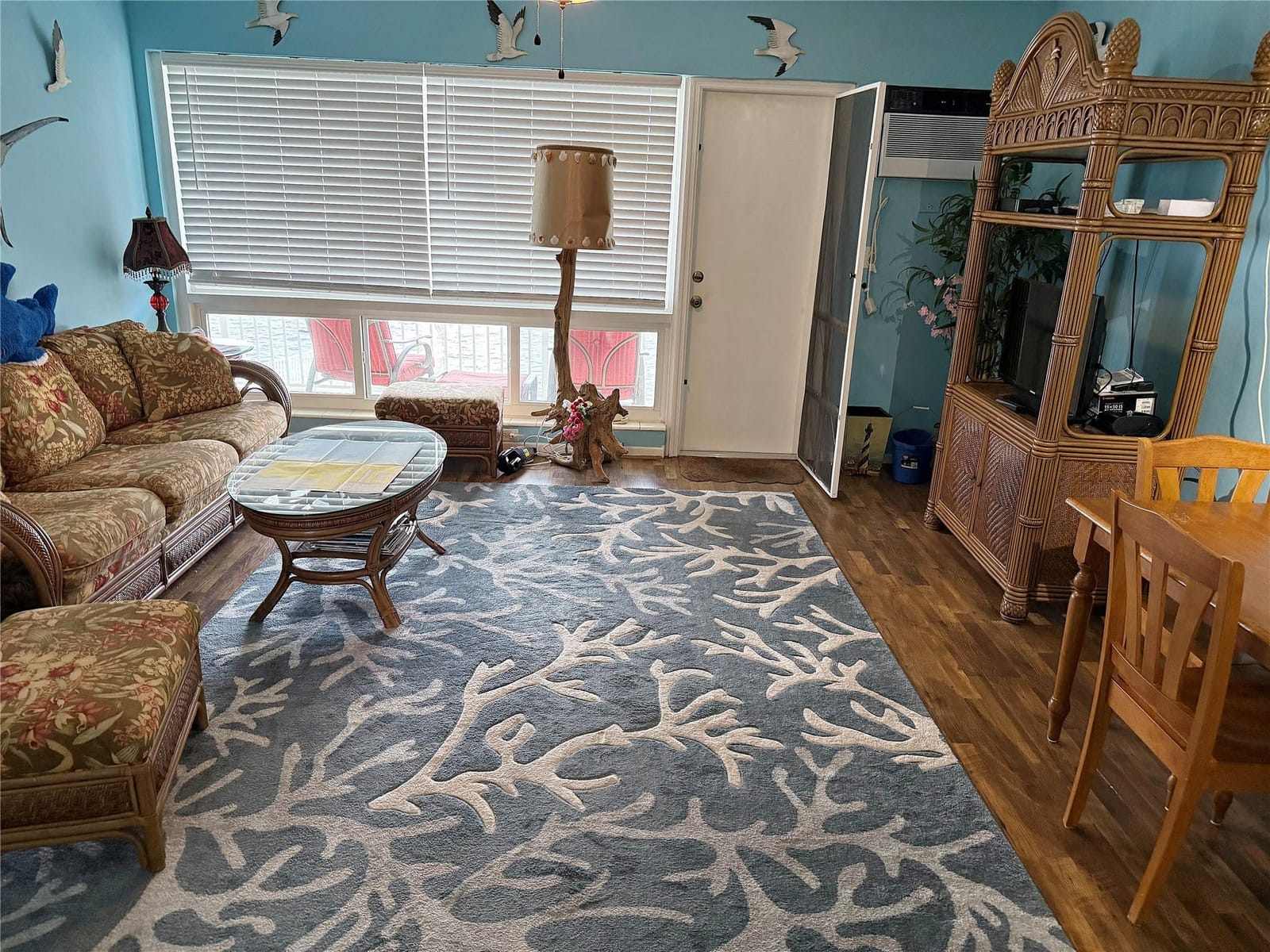 1105 S Riverside Drive 205 — photo 9