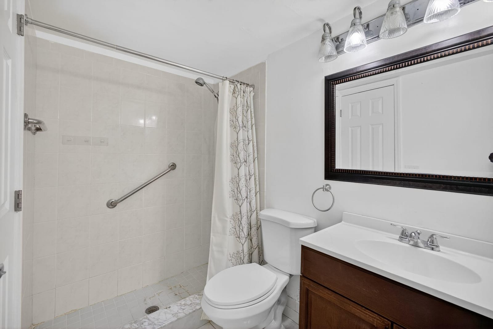 221 Coventry J, West Palm Beach, FL 33417 photo 21