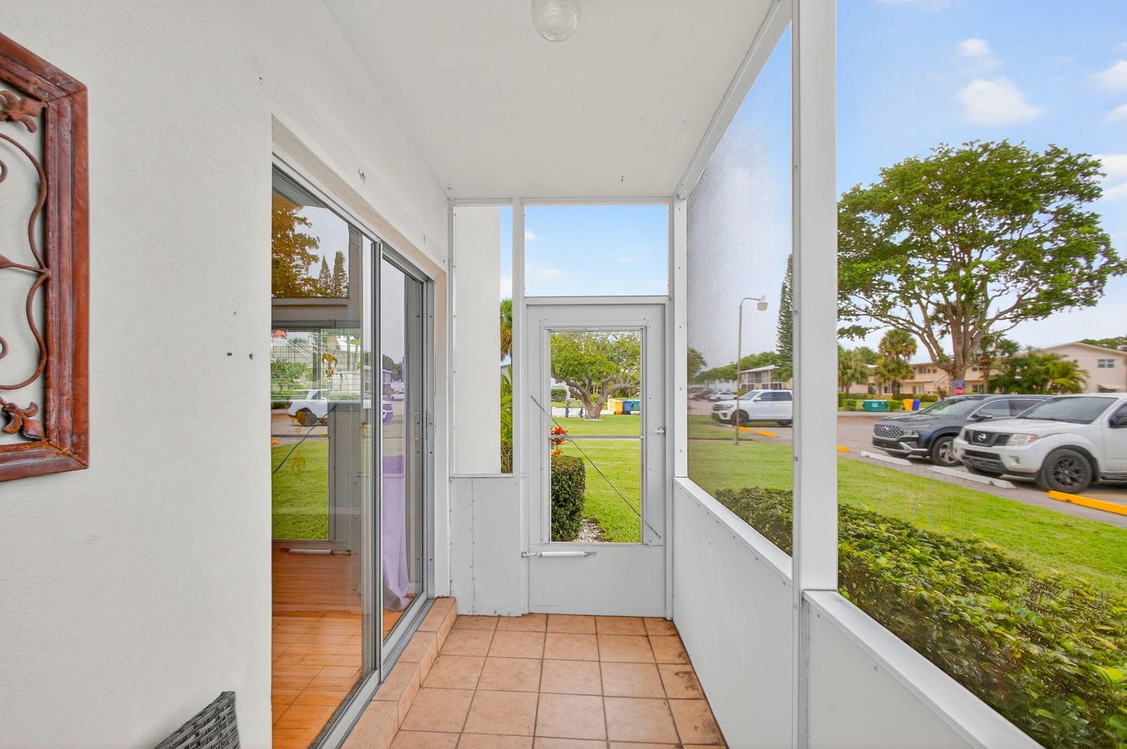 221 Coventry J — photo 4