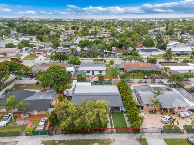 15022 SW 297th Terrace, Homestead, FL 33033