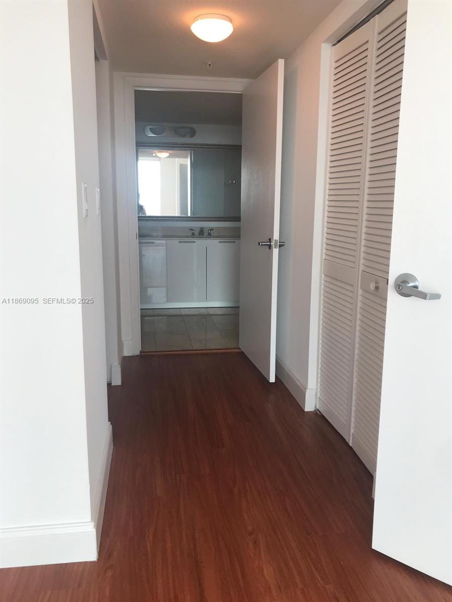 1800 N Bayshore Drive 3910 — photo 5