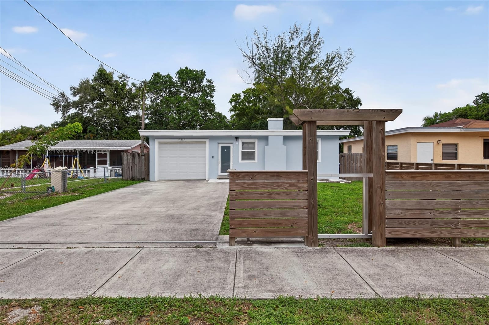5815 Buchanan Street, Hollywood, FL 33021 photo 2