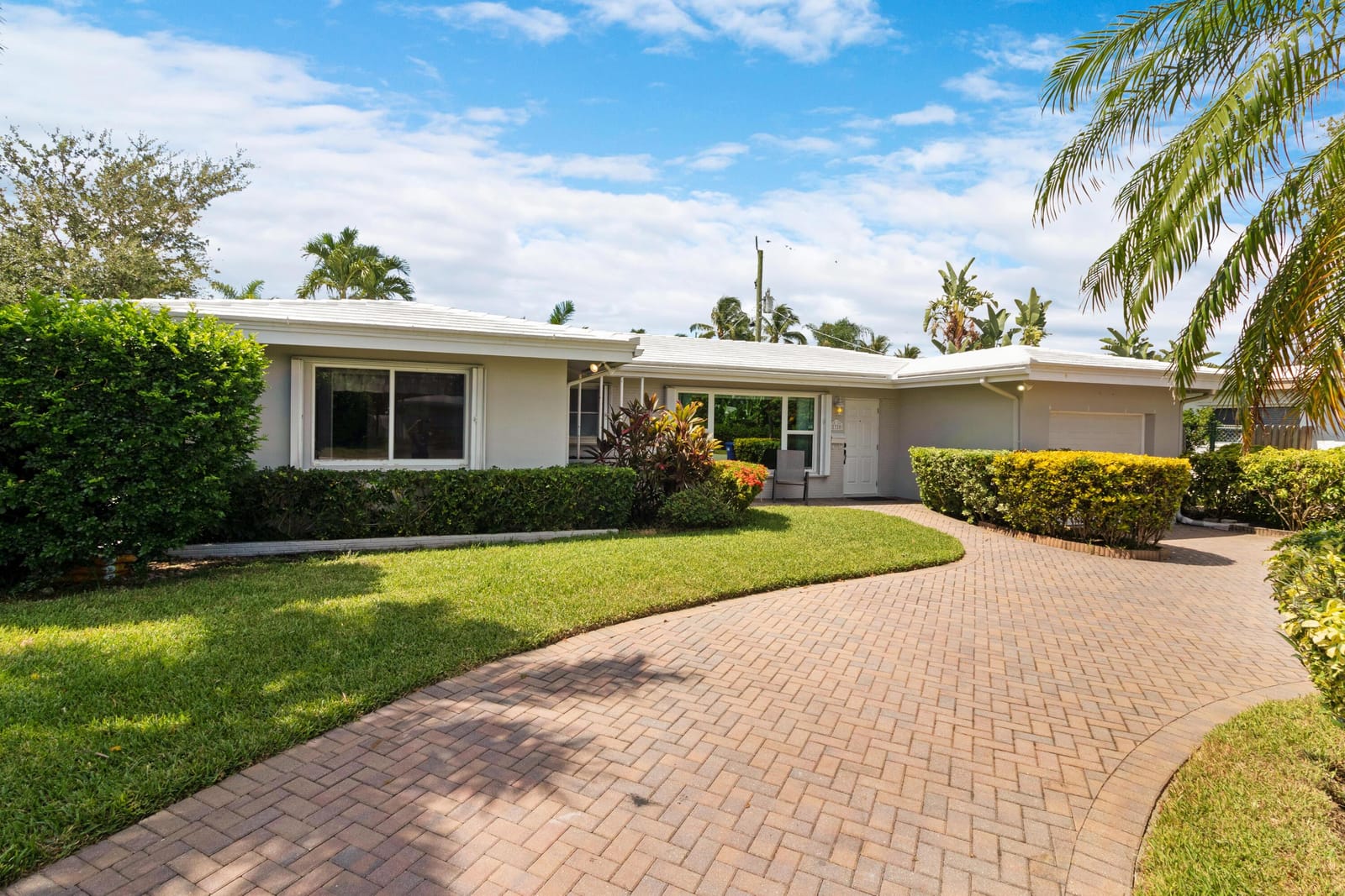 2720 SE 2nd Court, Pompano Beach, FL 33062 photo 2