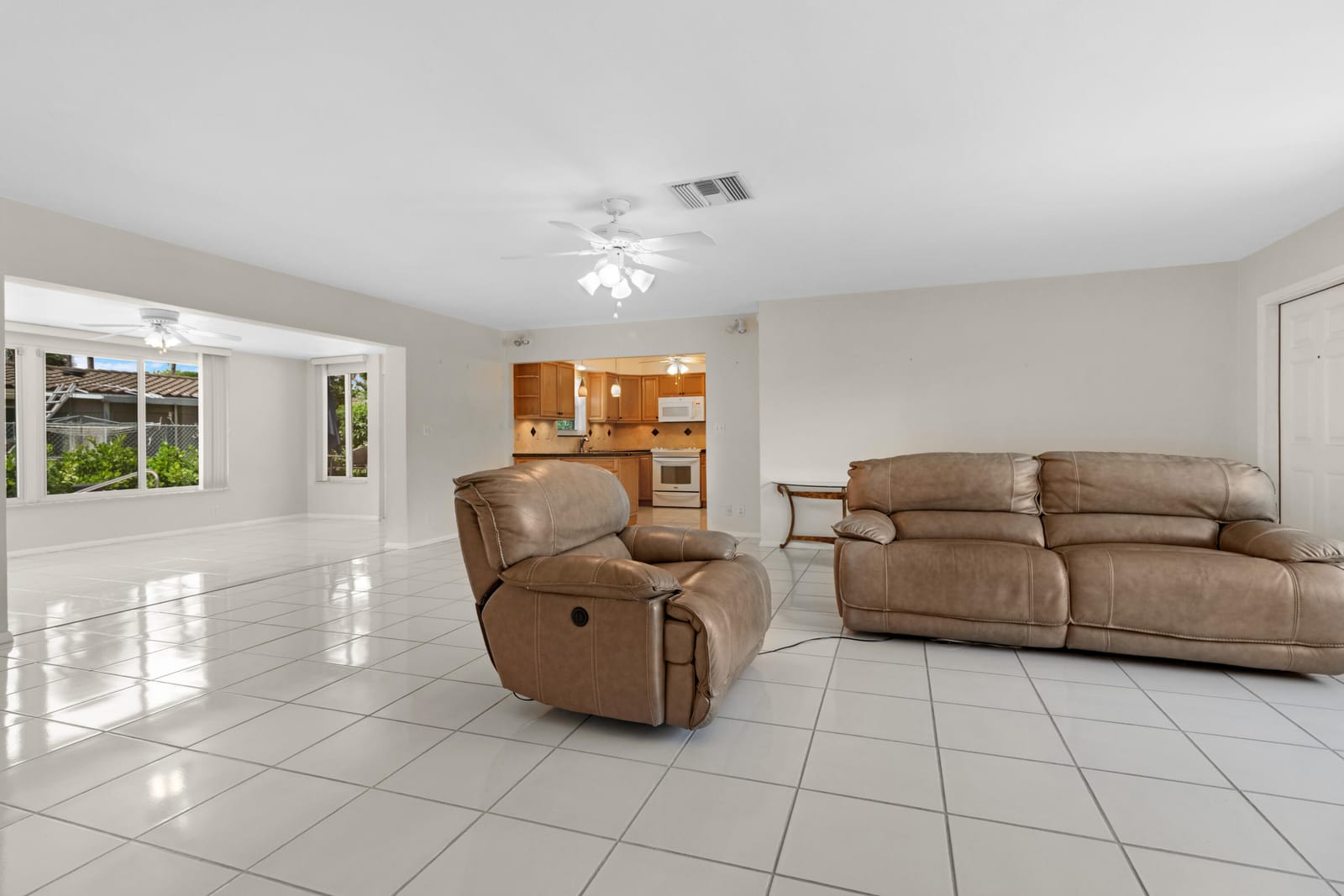 2720 SE 2nd Court, Pompano Beach, FL 33062 photo 9