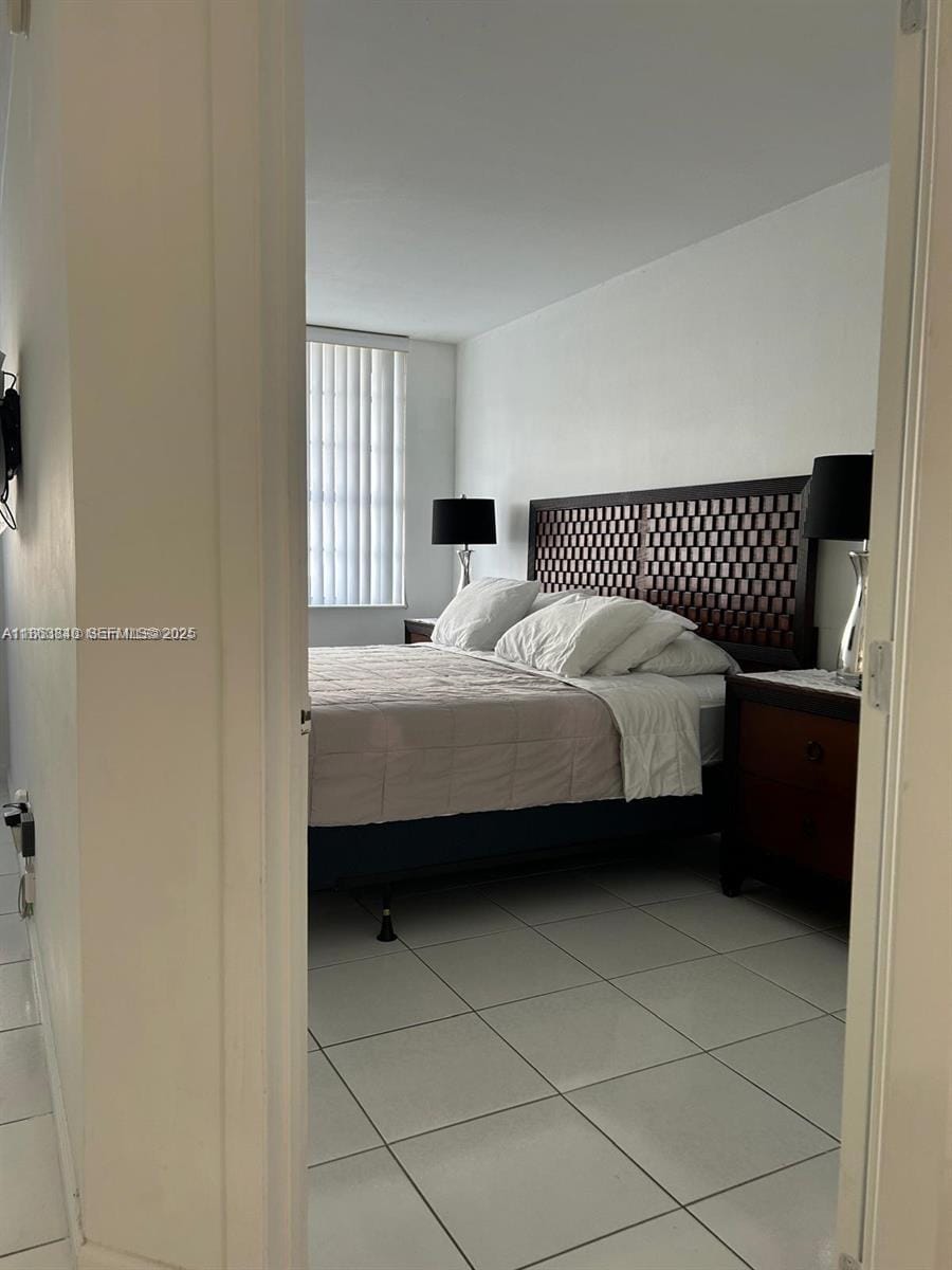 100 Lincoln Road 437 — photo 3