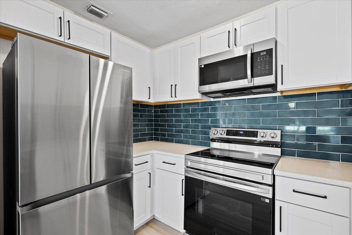 821 43rd Street, West Palm Beach, FL 33407 photo 6