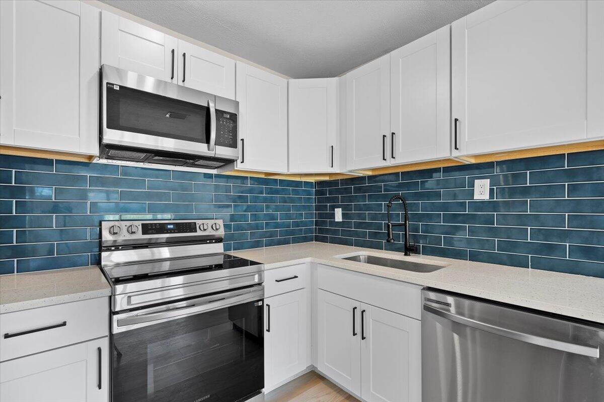 821 43rd Street, West Palm Beach, FL 33407 photo 7