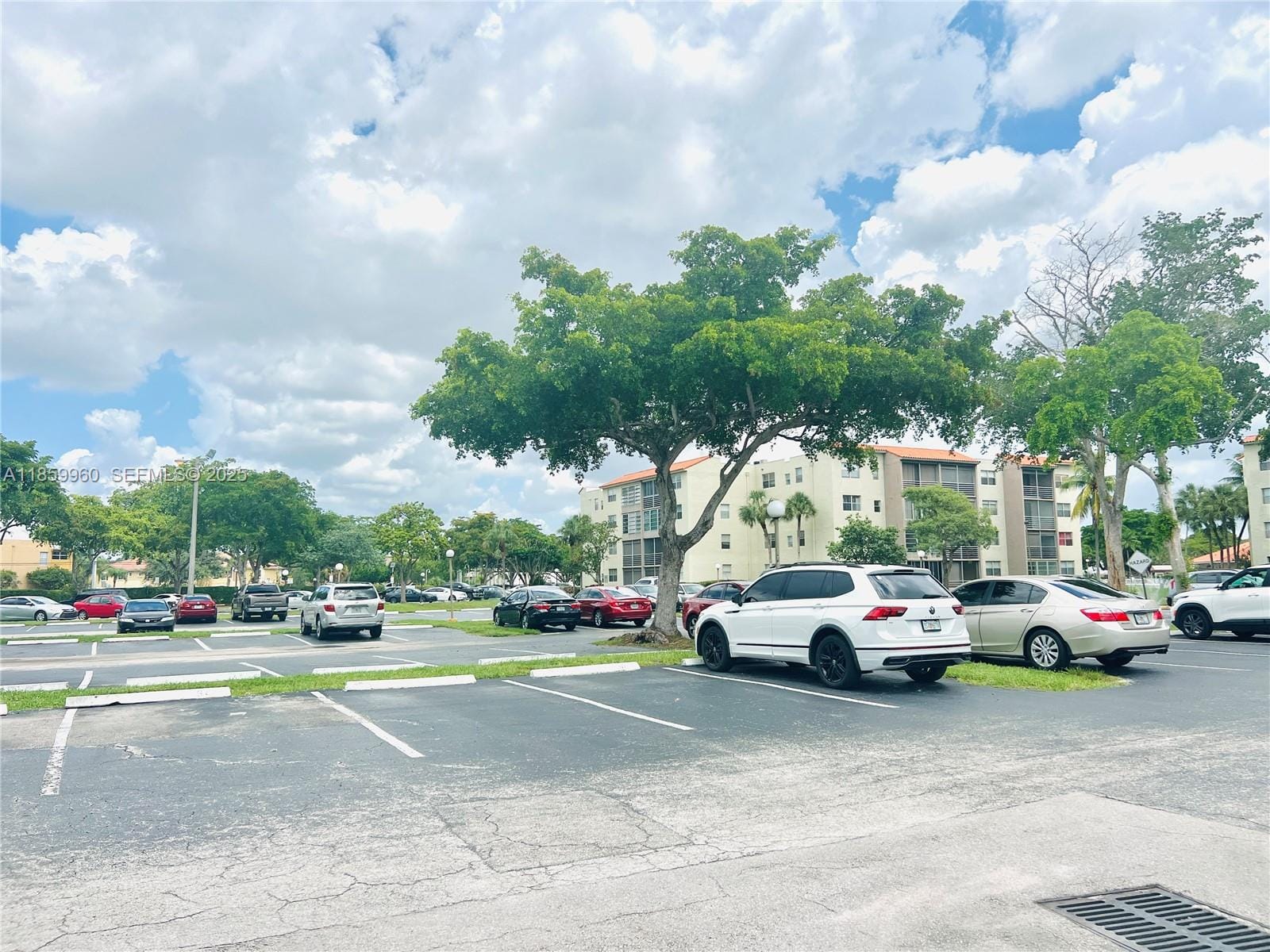 1810 SW 81st Avenue 2201 — photo 12
