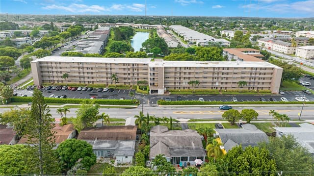5100 Washington Street 211, Hollywood, FL 33021